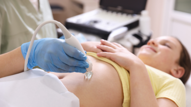 Saiba com Dra. Thaline Neves como se preparar corretamente para uma ultrassonografia e garantir resultados precisos no exame.