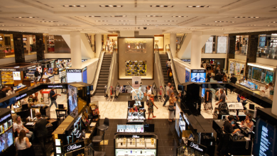 Fim da escala 6x1 preocupa administradoras de shoppings e pequenos lojistas